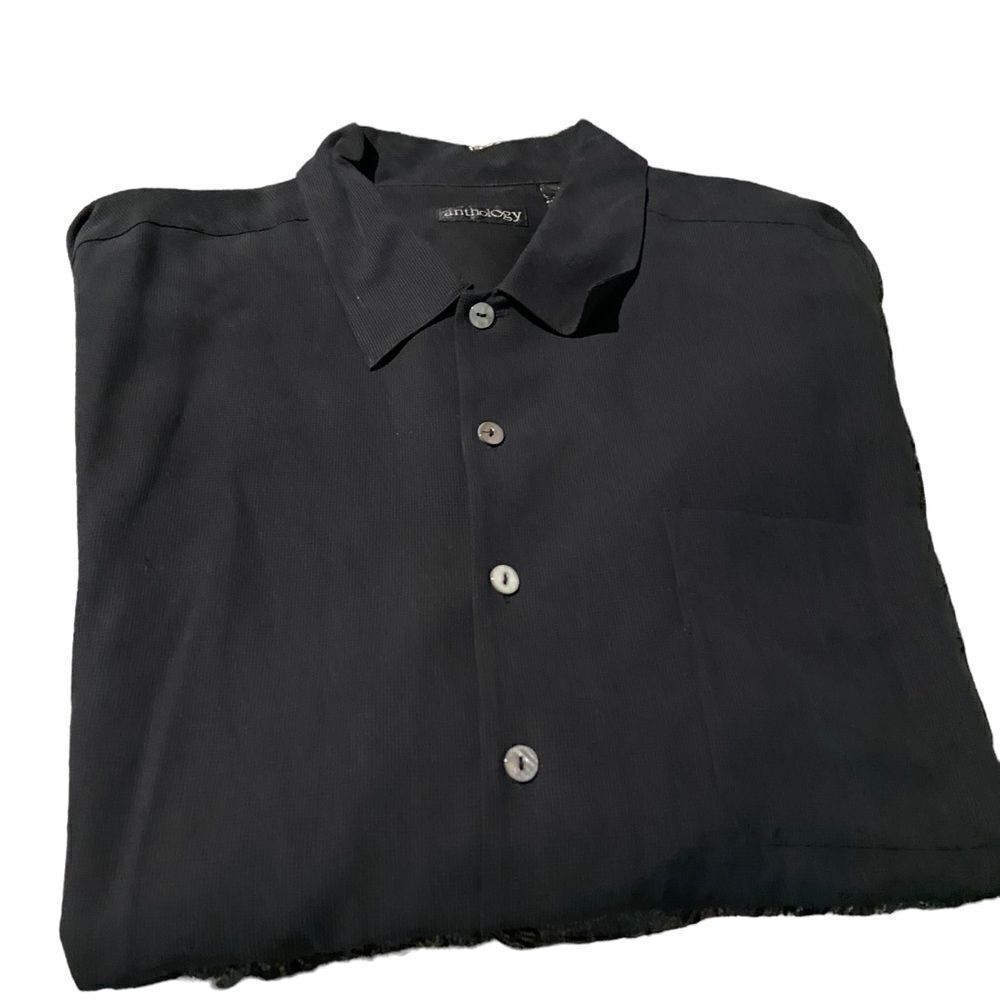 Anthology size XL 100 percent silk short sleeved shirt excellent condition